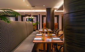 Boulevard Hotel Bangkok Sukhumvit