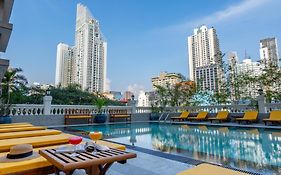 Boulevard Hotel Bangkok Sukhumvit